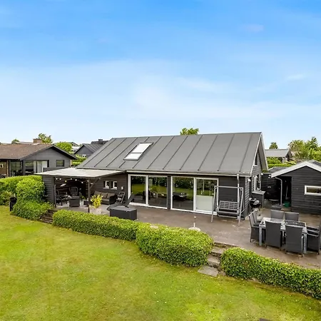 Adser - 300m From The Sea By Interhome *