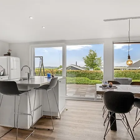 Adser - 300m From The Sea By Interhome