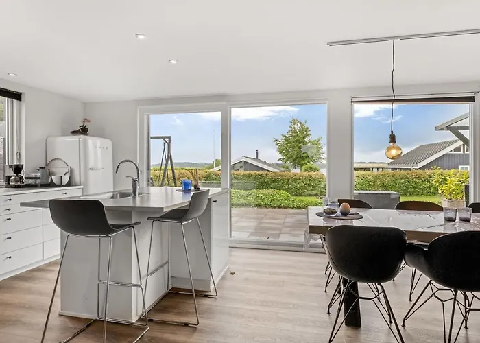 Adser - 300m From The Sea By Interhome