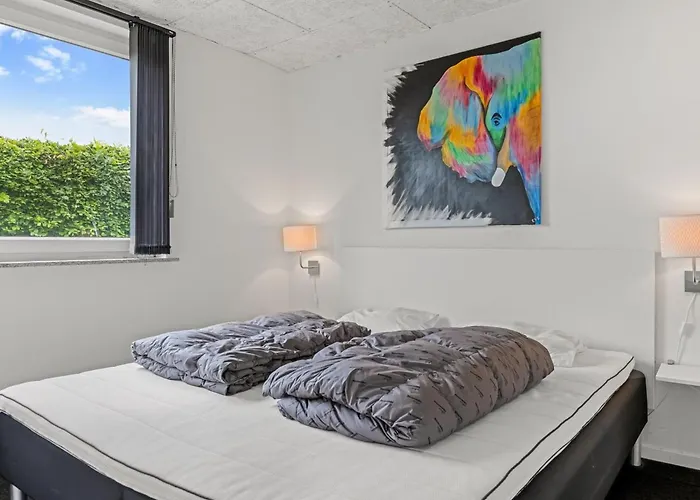 Vakantiehuis Adser - 300m From The Sea By Interhome *