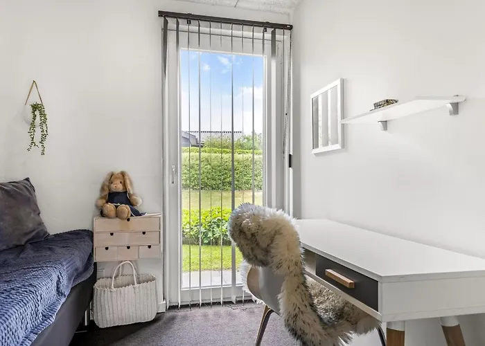 Vakantiehuis Adser - 300m From The Sea By Interhome *